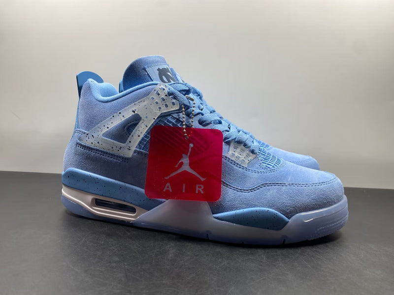 Air Jordan 4 Retro UNC PE