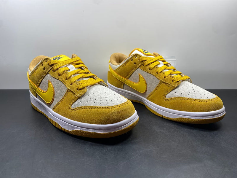 Nike Dunk Low WMNS “Gold Suede”