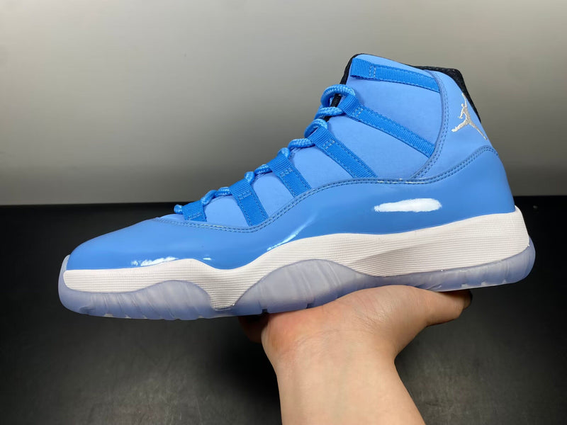 Air Jordan 11 "Pantone