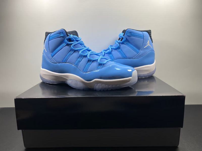 Air Jordan 11 "Pantone