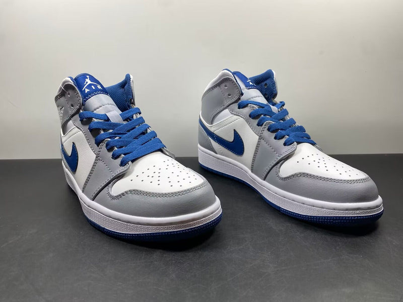 Air Jordan 1 Mid “True Blue”