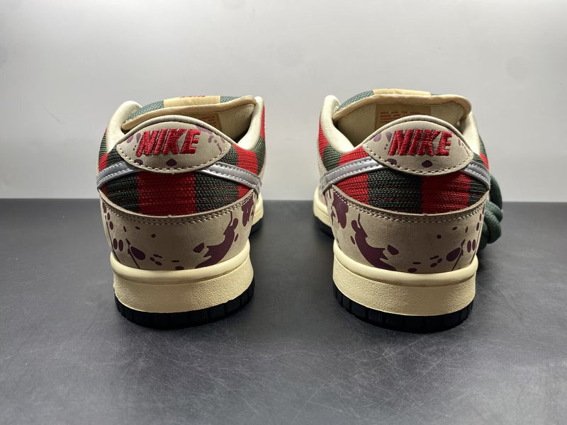 Nike SB Dunk Low “Freddy Krueger”