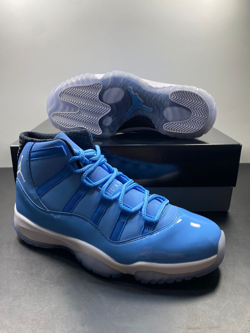 Air Jordan 11 "Pantone