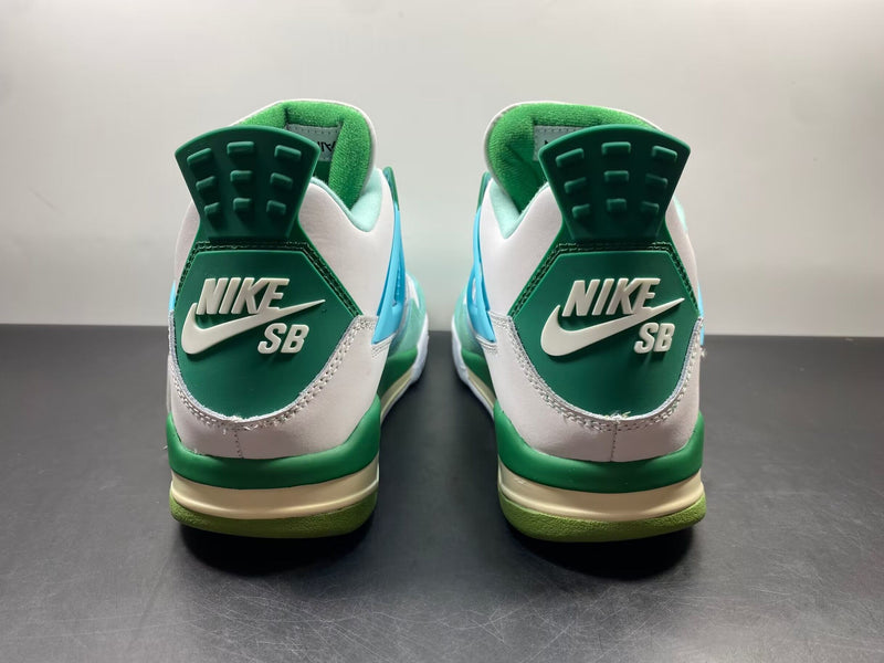 Air Jordan 4 PE SB