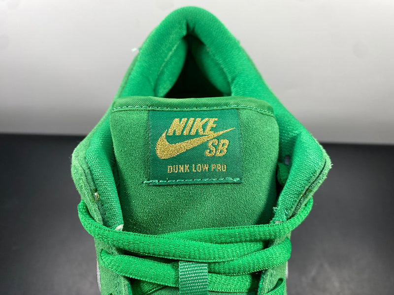 Nike SB Dunk Low "St. Patrick's Day"