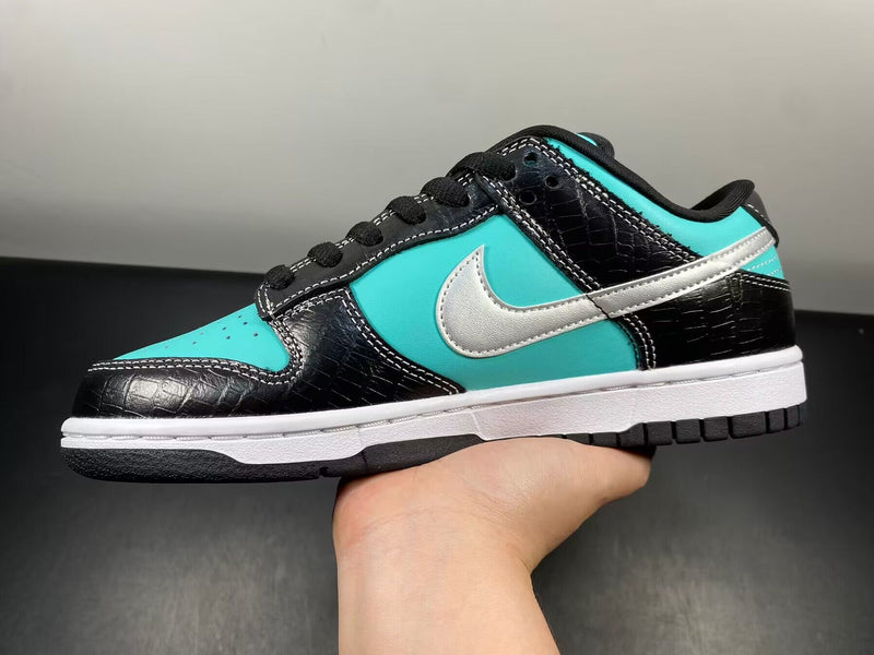 Nike SB x Diamond Dunk ”Tiffany”