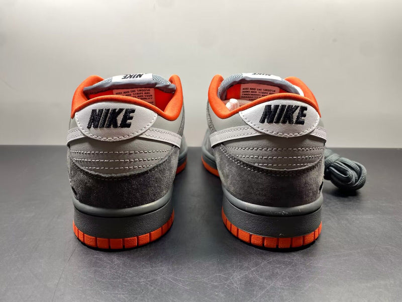 Nike Dunk SB Low Staple NYC Pigeon