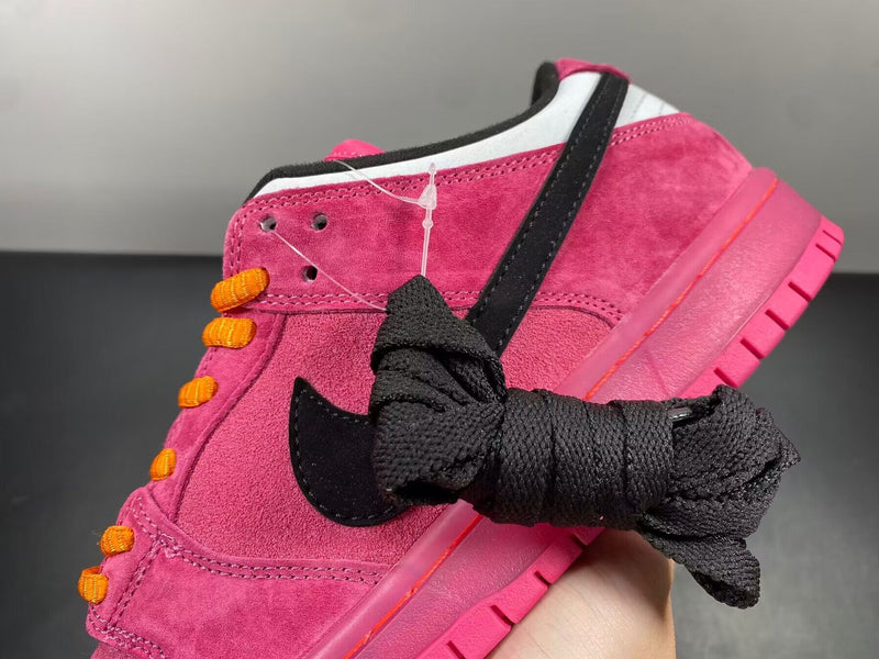 The Powerpuff Girls x Nike SB Dunk Low “Blossom”