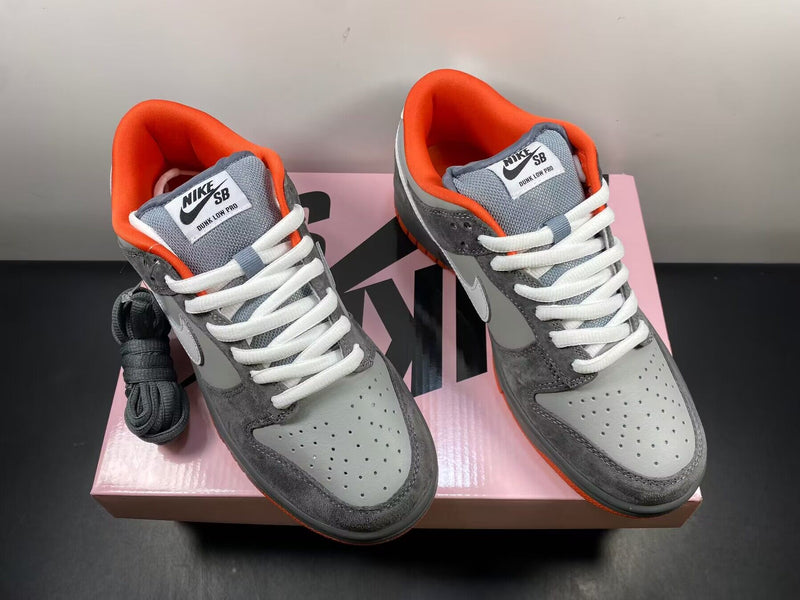 Nike Dunk SB Low Staple NYC Pigeon