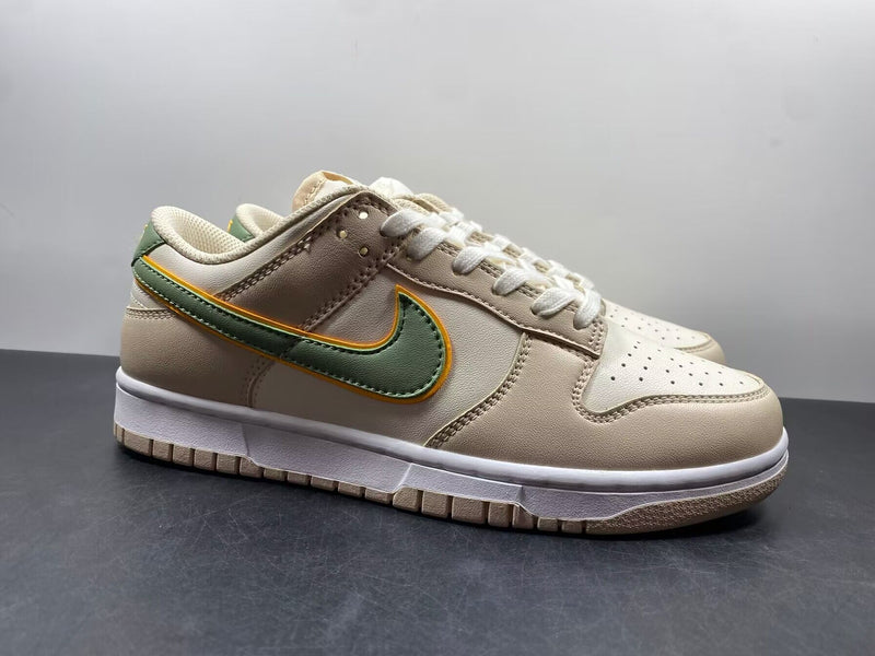 Nike Dunk Low "Light Tan"