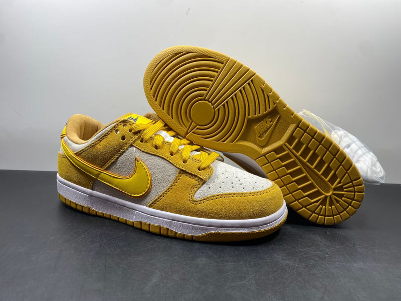 Nike Dunk Low WMNS “Gold Suede”