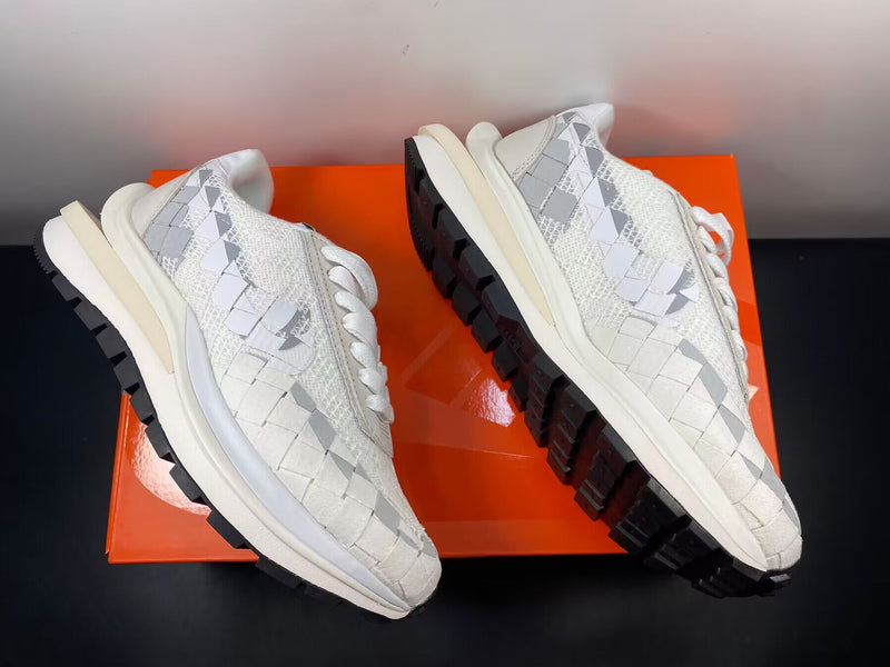 Sacai x Nike woven “White”