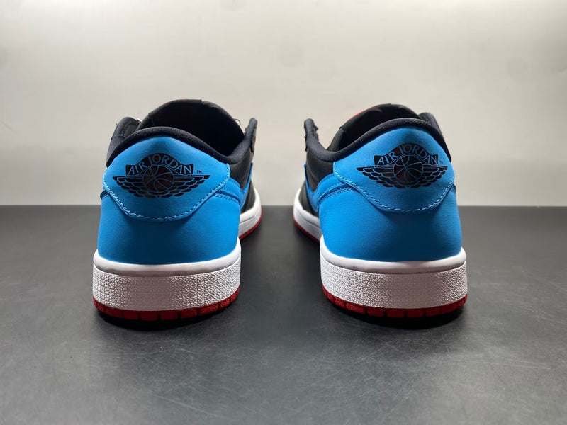 Air Jordan 1 Low OG WMNS “UNC to Chicago”