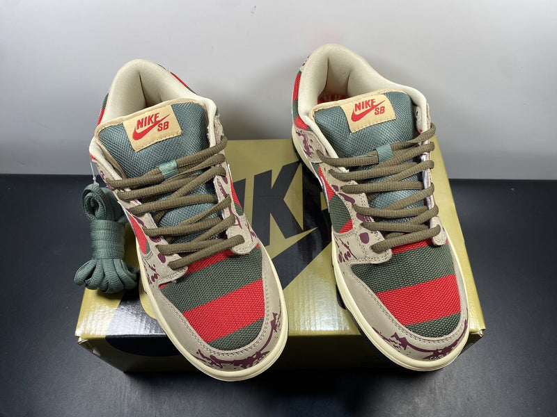 Nike SB Dunk Low “Freddy Krueger”