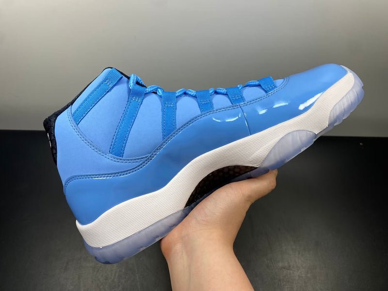 Air Jordan 11 "Pantone