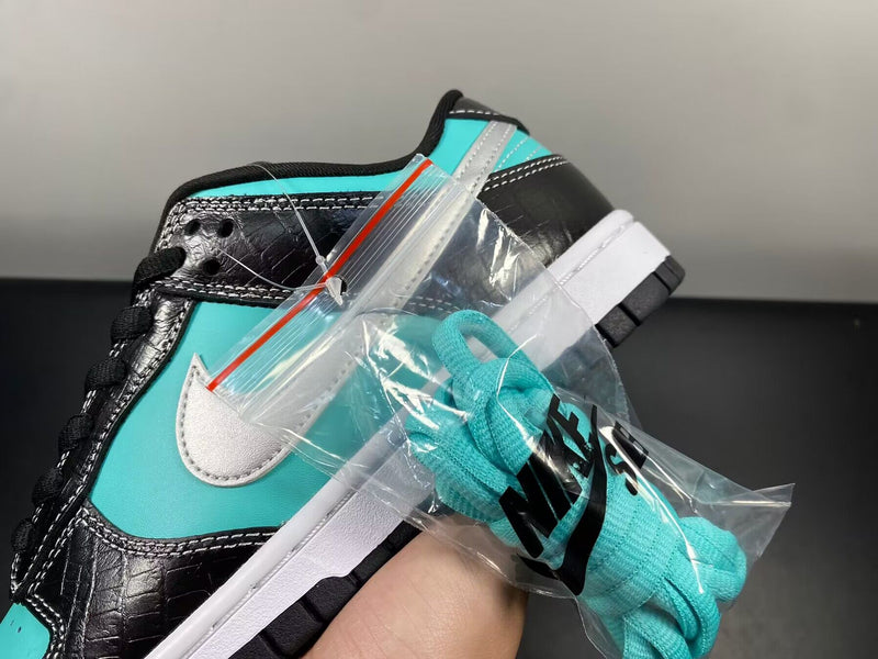 Nike SB x Diamond Dunk ”Tiffany”