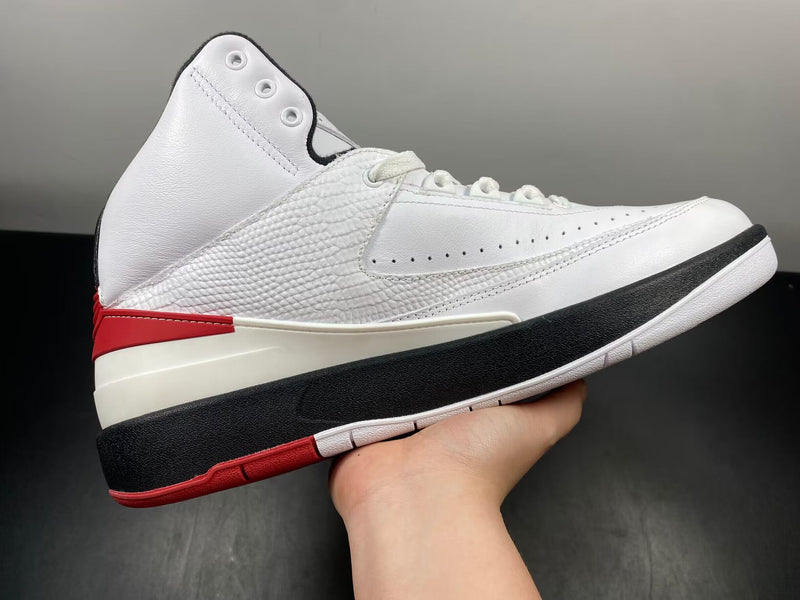 Air Jordan 2 OG “Chicago”