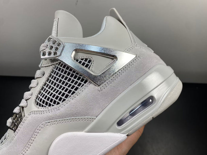 Air Jordan 4 WMNS “Frozen Moments”