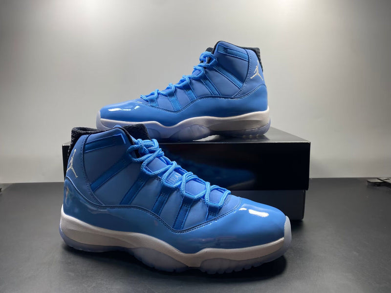 Air Jordan 11 "Pantone