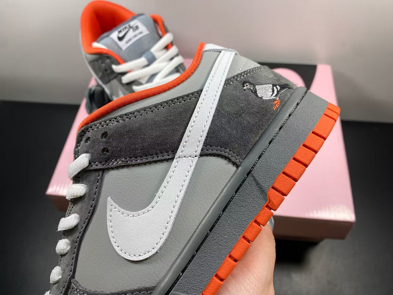 Nike Dunk SB Low Staple NYC Pigeon