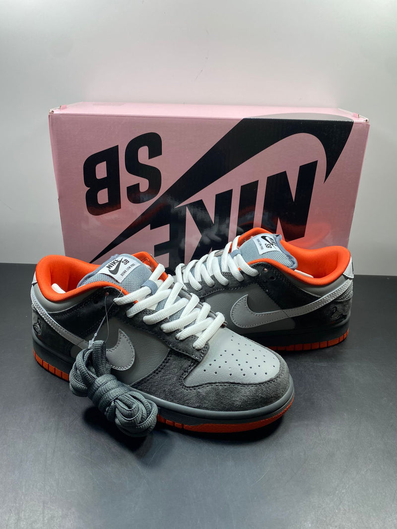 Nike Dunk SB Low Staple NYC Pigeon